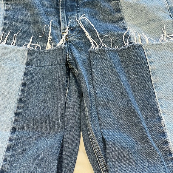 Urban Outfitters BDG Two Toned Raw Hem Jessye Straight Leg Jeans - Picture 3 of 4